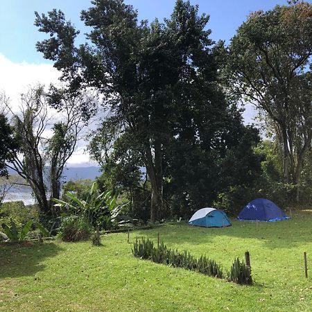 Camping Flamboyant Hotel Ilhabela Buitenkant foto