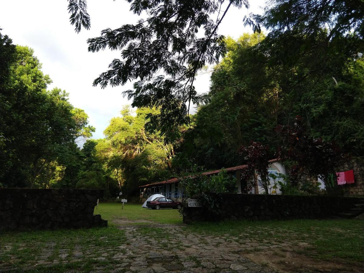 Camping Flamboyant Hotel Ilhabela Buitenkant foto